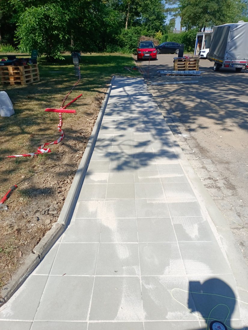 Erweiterung Gehweg